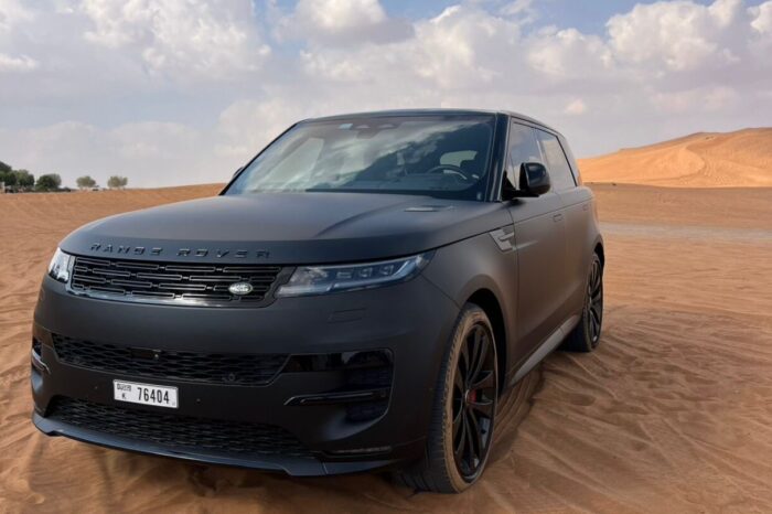 Range Rover Sport V8 Matte Black – Luxury SUV Rental Dubai